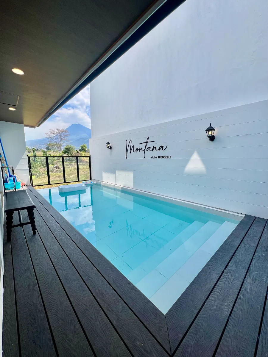 VILLA MONTANA
