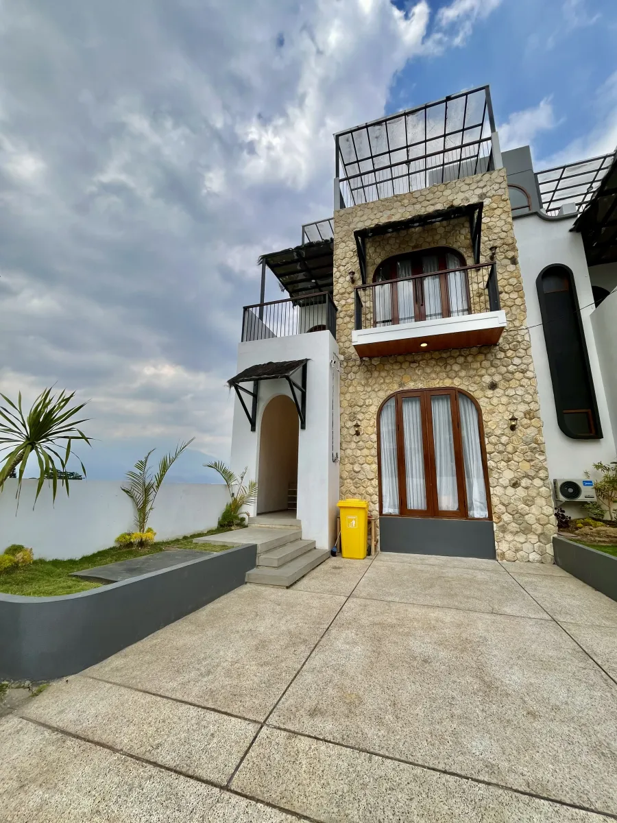 Foto 2 VILLA KANAYA 3